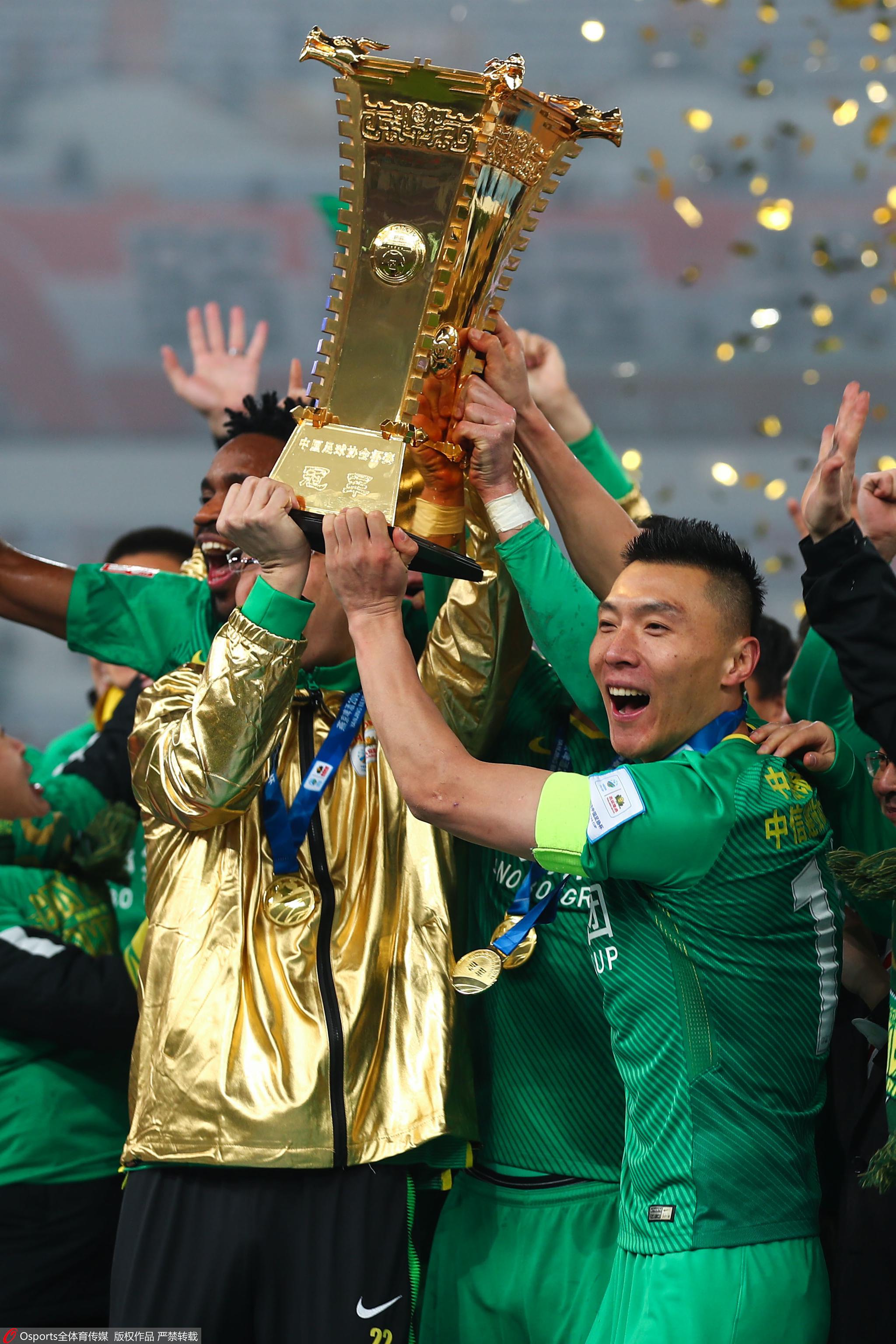 国安前锋比埃拉进球数来到双位数,成为得分王 国安前锋比埃拉进球数来到双位数,成为得分王