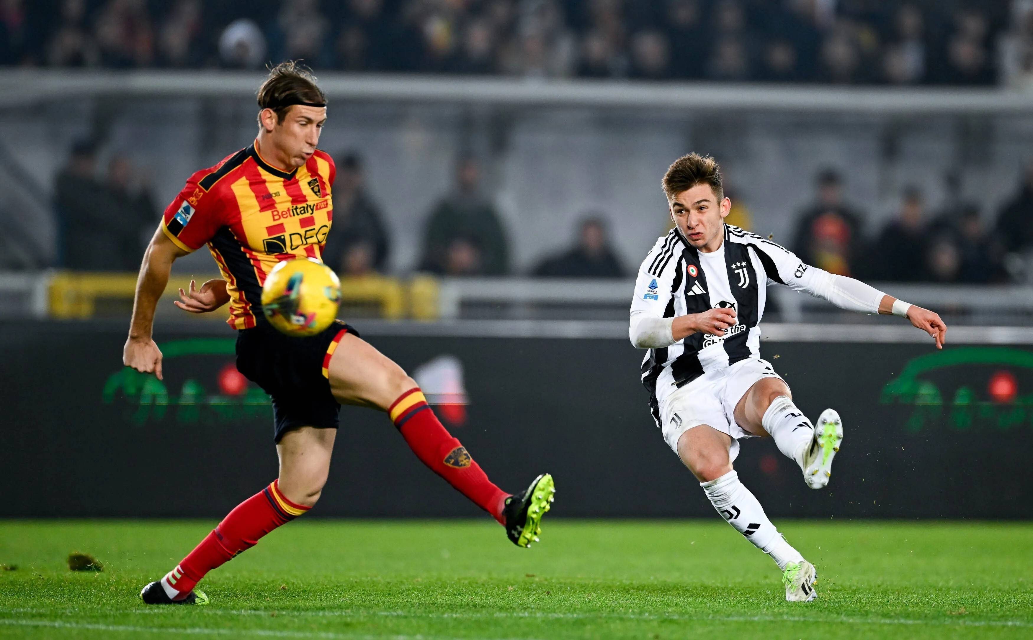 关于尤文图斯狂胜,那不勒斯努力寻找突破口的信息 关于尤文图斯狂胜,那不勒斯努力寻找突破口的信息