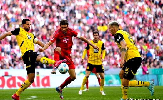 利物浦客场大胜,晋级途中日趋明朗 利物浦客场大胜,晋级途中日趋明朗