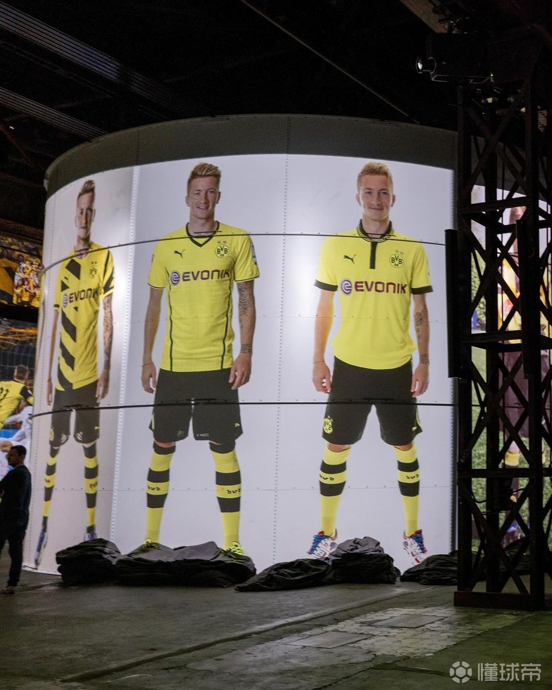 -传奇球星继续待在多特蒙德，为球队助力的简单介绍