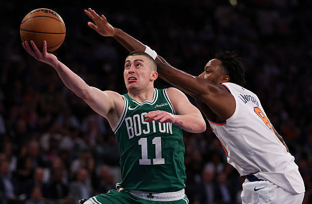 凯尔特人惨败人，团队合作磨合有待提升