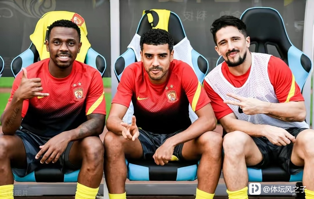 半决赛之路:英雄们为荣誉而战的简单介绍 半决赛之路:英雄们为荣誉而战的简单介绍