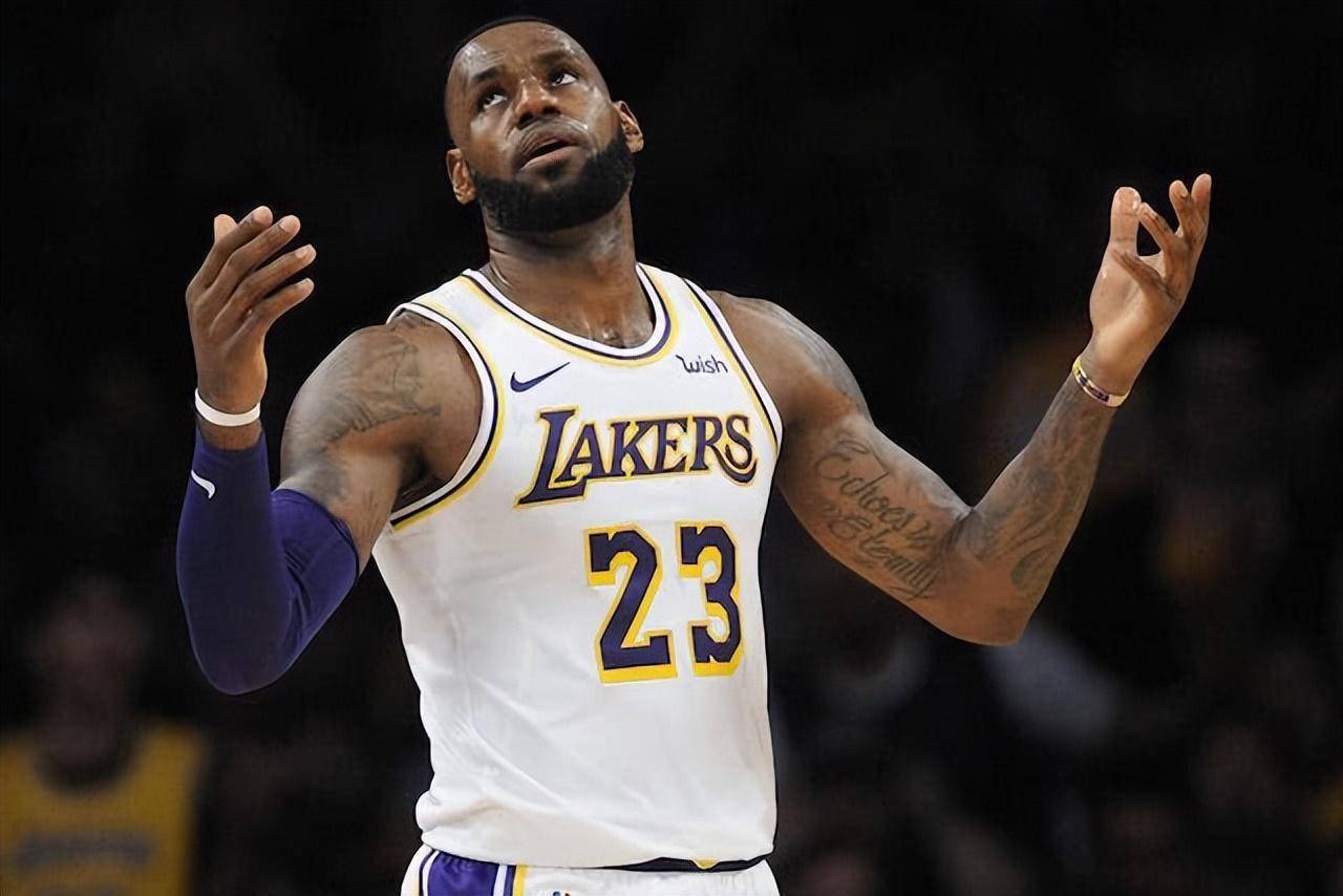 开拓者核心伤愈归队，全队士气大振