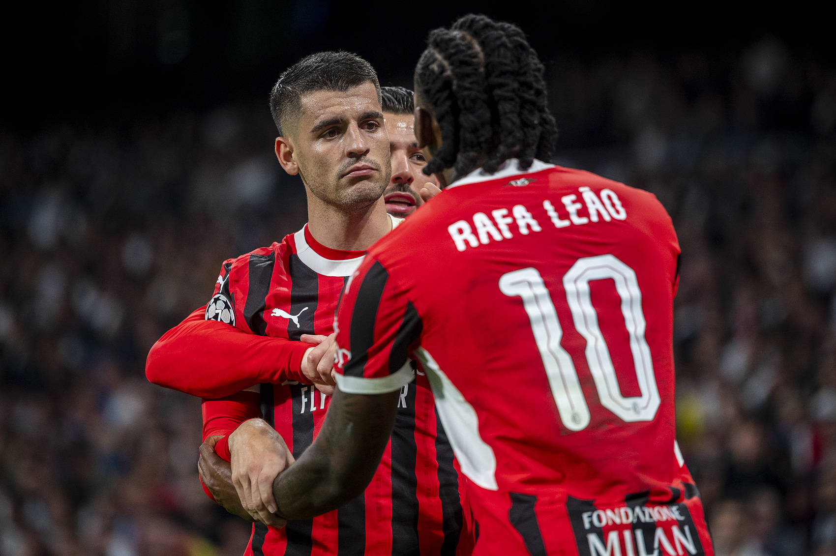 包含皇马王者归来，欧冠赛场风姿绰约的词条