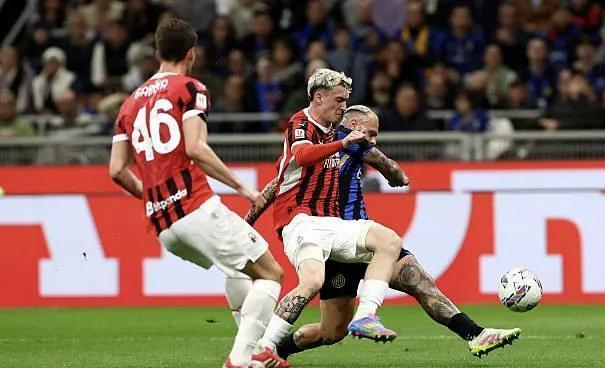 AC米兰主场大胜，豪取半决赛资格