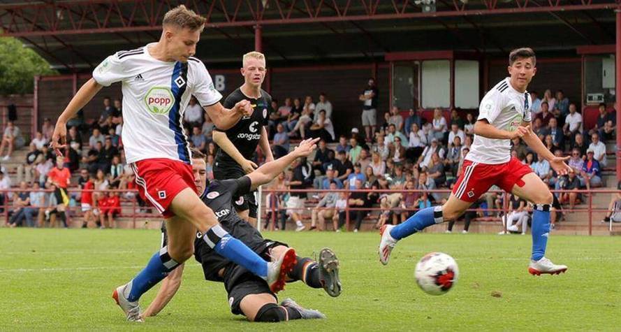 FB体育下载-沙尔克在比赛中展现出强大实力