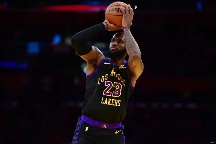 FB体育在线-美国篮球巨星突破百分之百的简单介绍