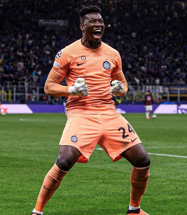 关于阿贾克斯连闯欧冠四强，雄心勃勃的信息