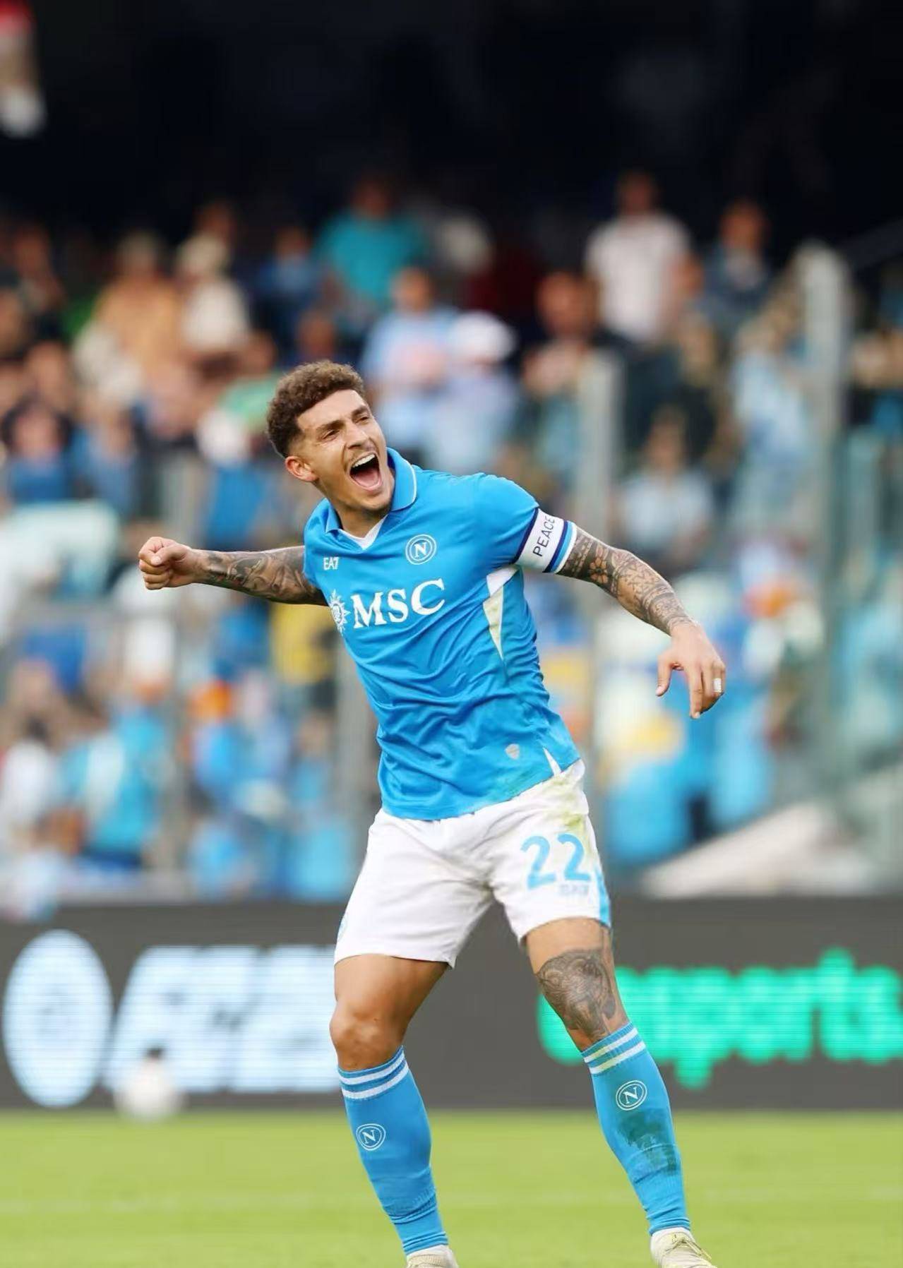 那不勒斯客场胜利，豪取三分壮举的简单介绍