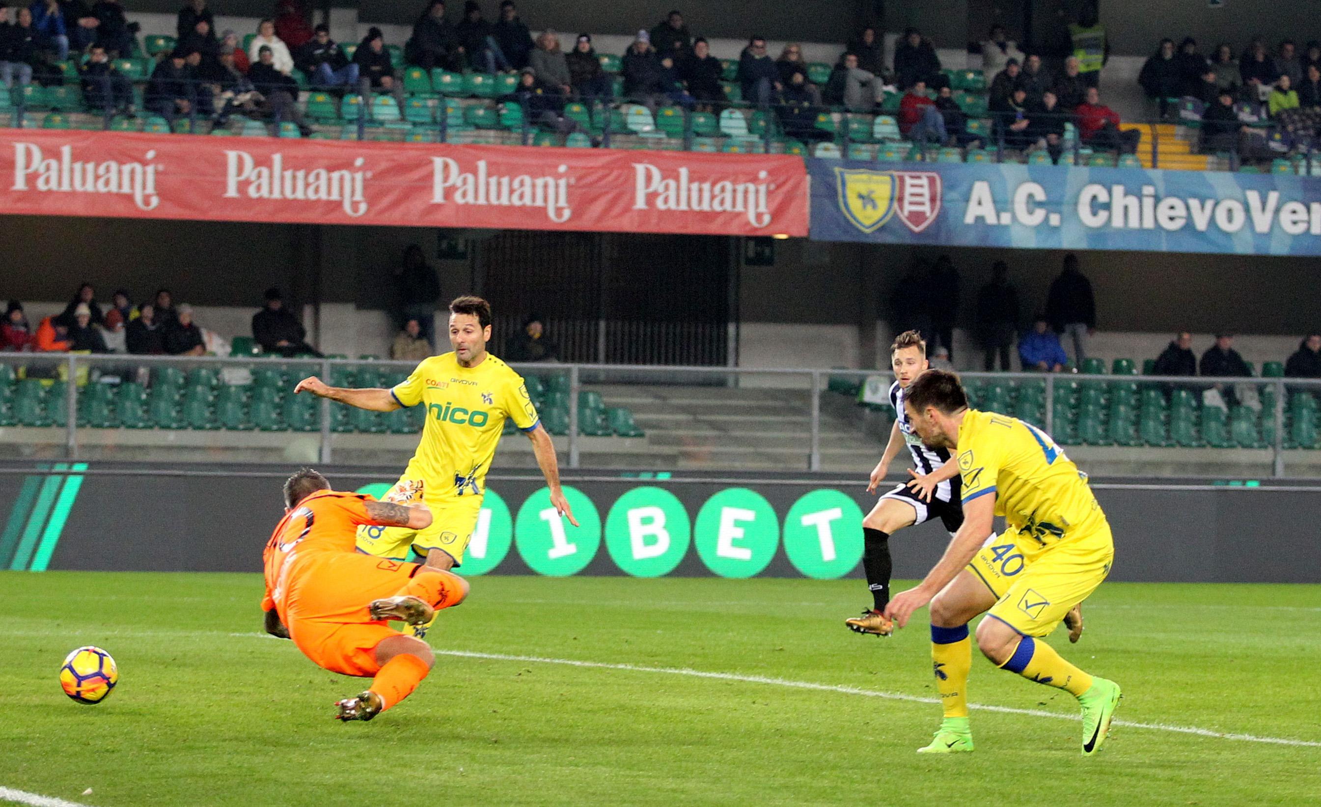 切沃客场全身而退,乌迪内斯惨遭逆转 切沃客场全身而退,乌迪内斯惨遭逆转