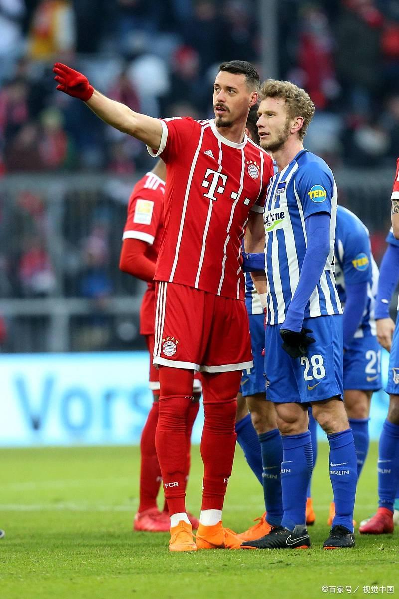 柏林赫塔球员表现抢眼,成为焦点 柏林赫塔球员表现抢眼,成为焦点