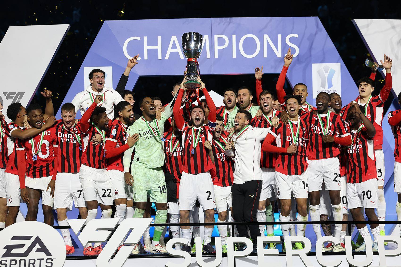 米兰德比,AC米兰险胜国际米兰 米兰德比,AC米兰险胜国际米兰