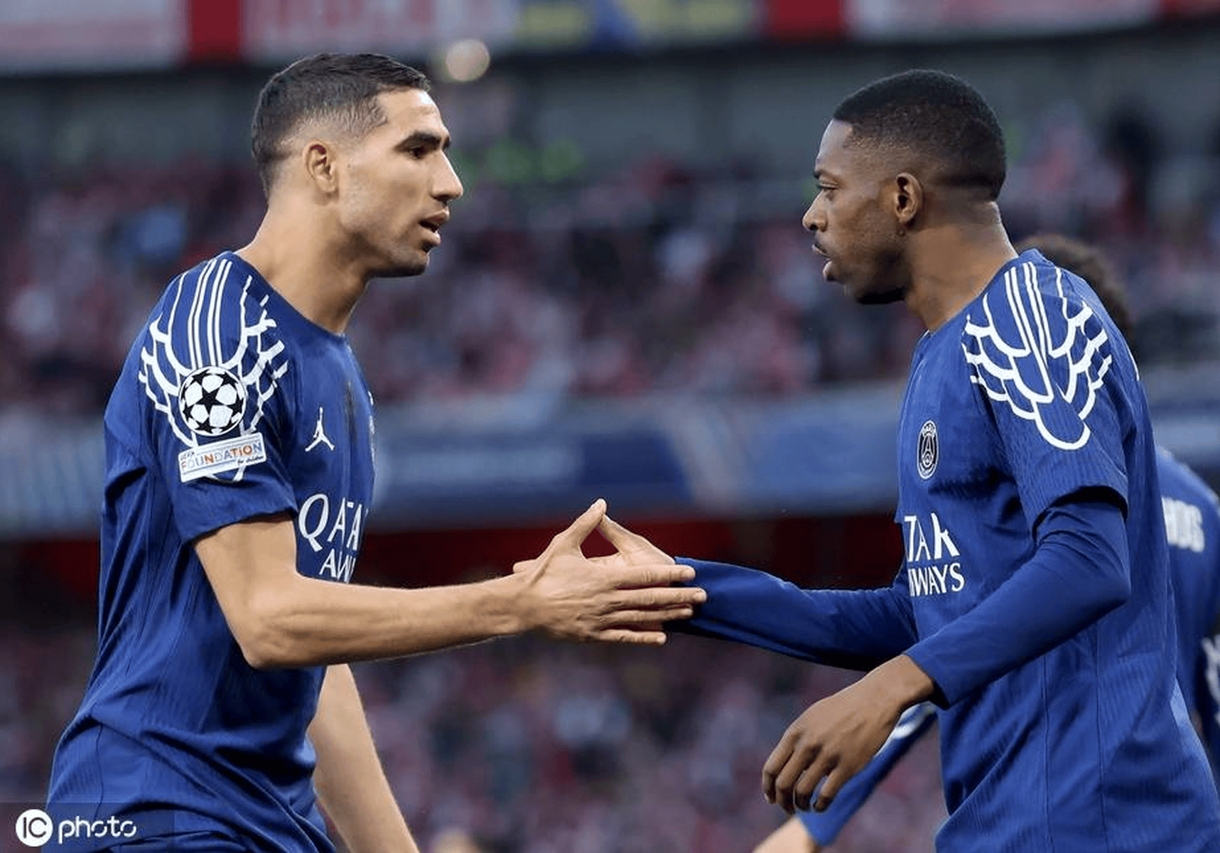 包含巴黎圣日耳曼客场大捷，胜出三分关键的词条