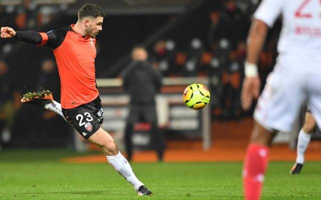 尼姆队员表现出色,帮助球队取得胜利 尼姆队员表现出色,帮助球队取得胜利