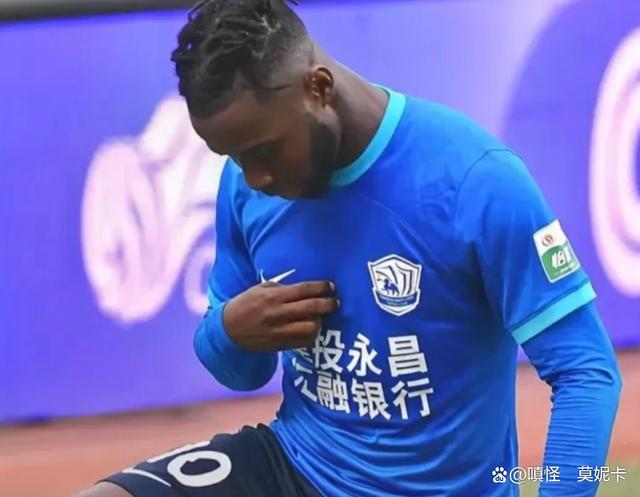 FB体育在线-莫尼卡球队宣布解雇主帅，寻找新的领头人