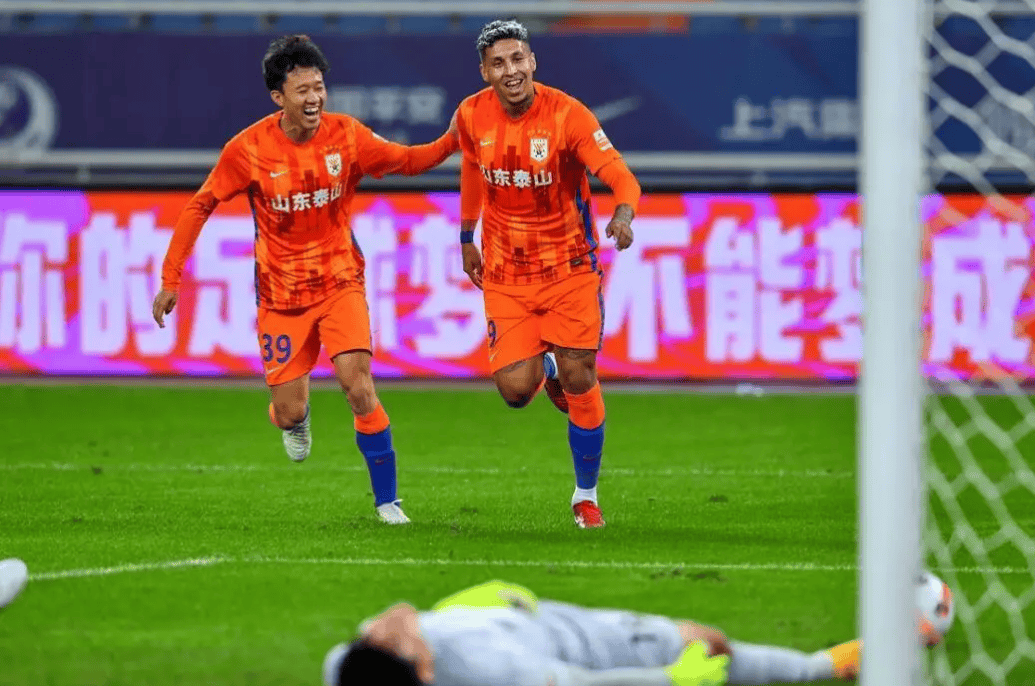 主力伤员回归,助力球队取得胜利 主力伤员回归,助力球队取得胜利