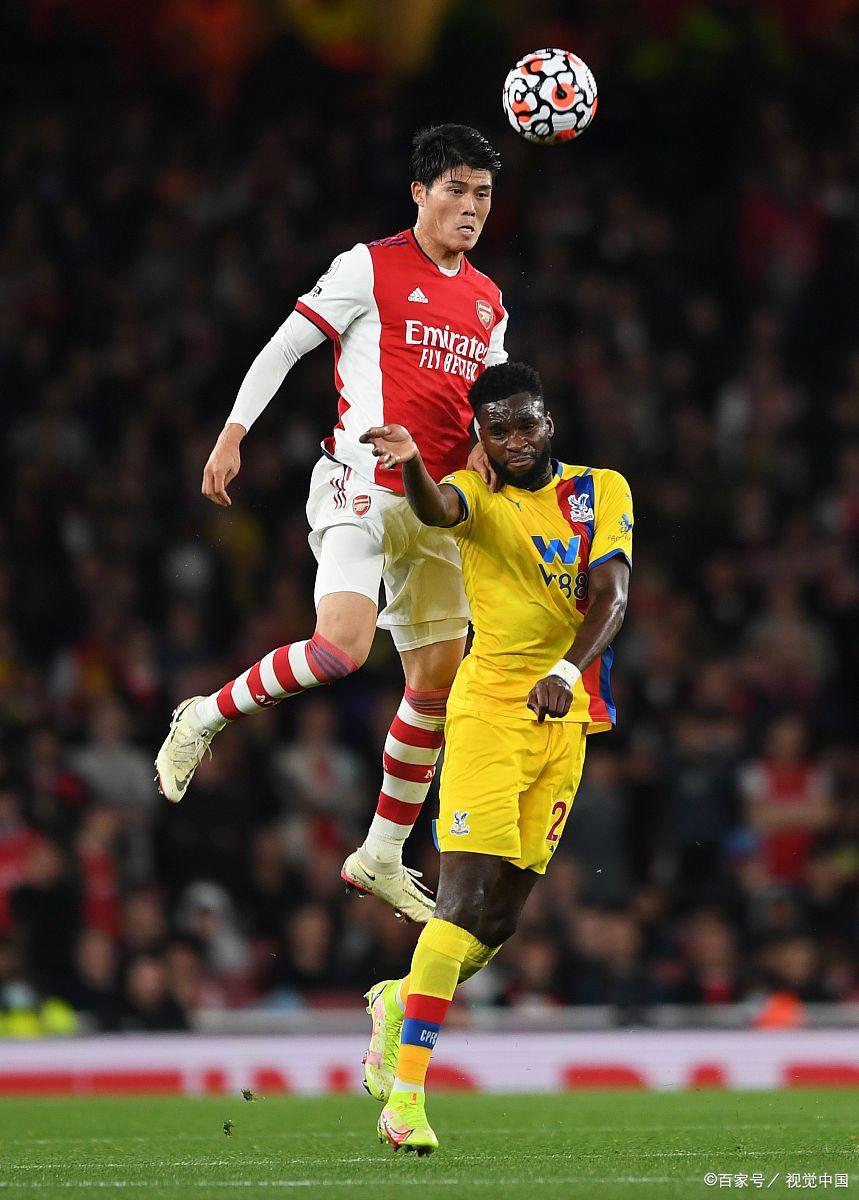 FB体育在线-水晶宫客场大胜热刺，态势激动