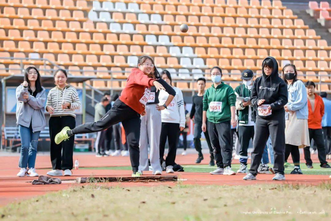 郑州球员心怀梦想,决心拼尽全力迎接新挑战 郑州球员心怀梦想,决心拼尽全力迎接新挑战