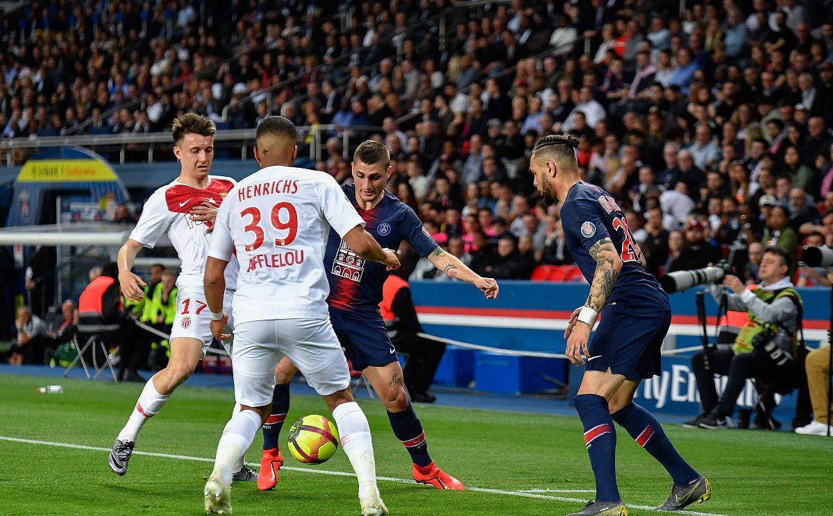 南特客场不敌对手，降级威胁逼近的简单介绍