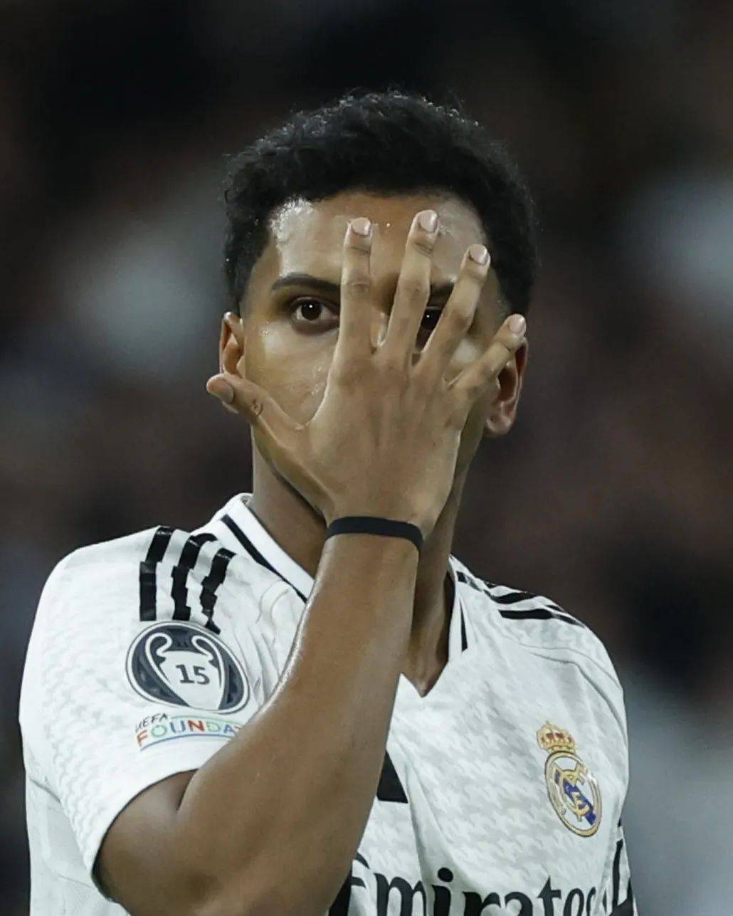 FB体育官方网站-皇马客场惜败马赛，侥幸闯入欧冠强