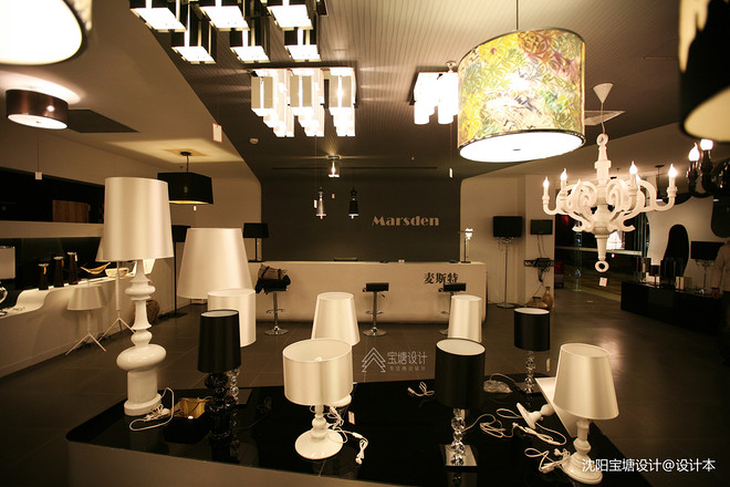 麦斯特特丹尼 麦斯特特丹尼