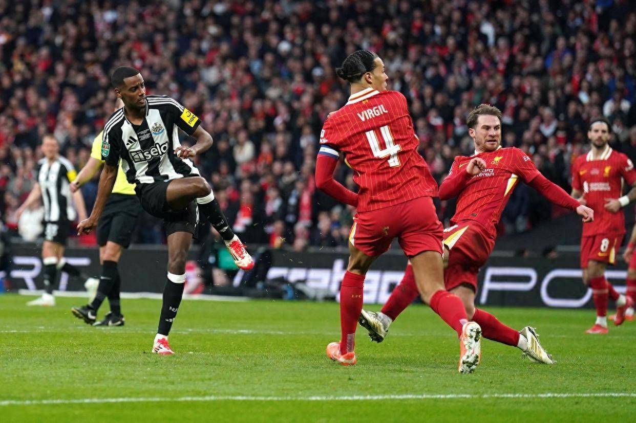 利物浦战平欧冠对手,赛季形势堪忧 利物浦战平欧冠对手,赛季形势堪忧