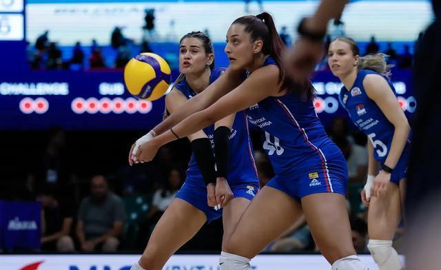 塞尔维亚选手实现逆袭，夺得银牌