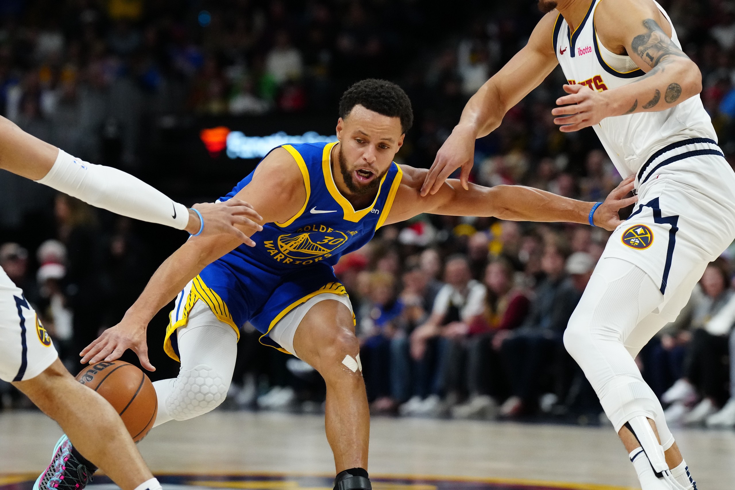 勇士力克掘金,继续保持霸气 勇士力克掘金,继续保持霸气