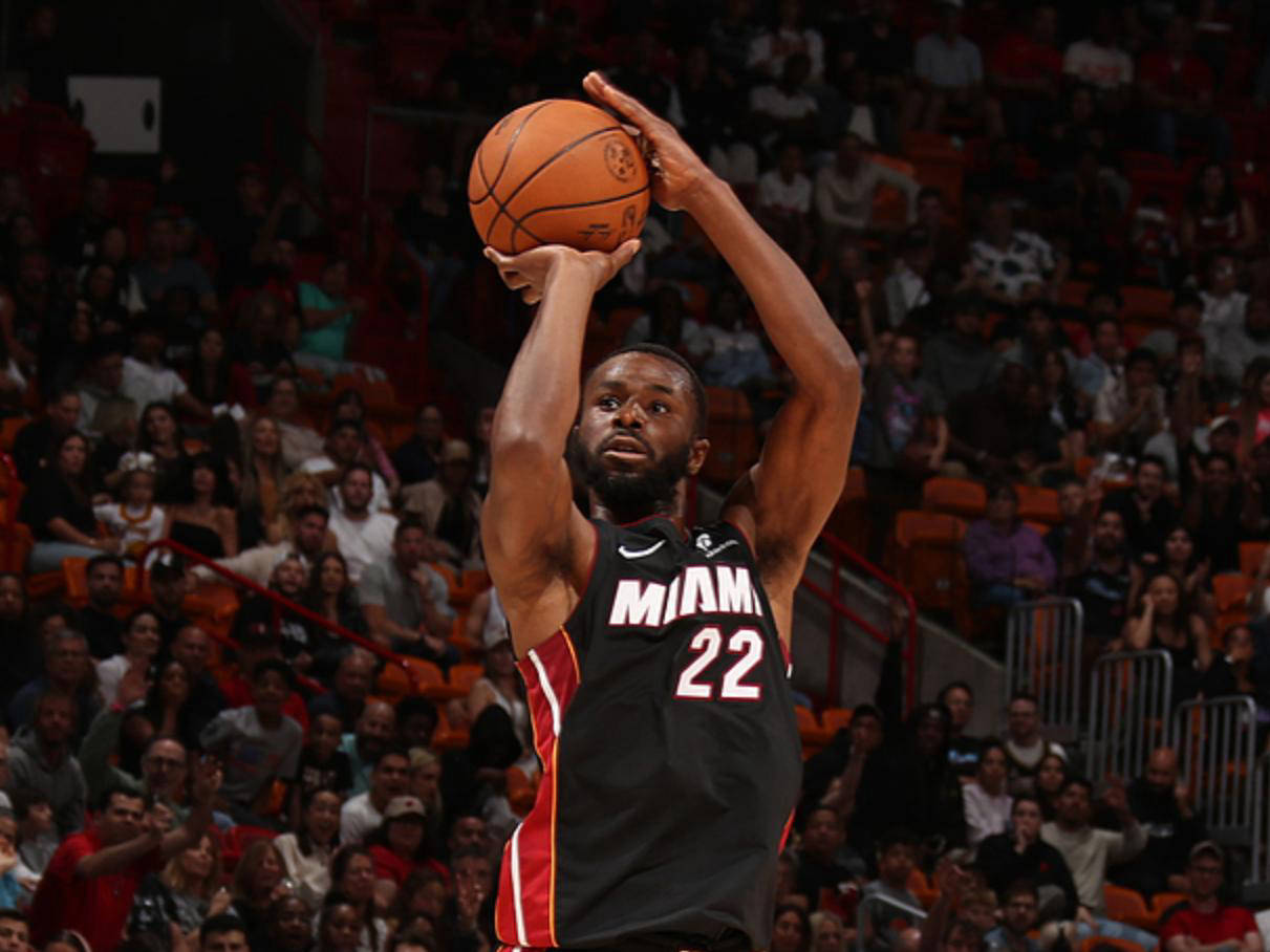 关于热火完胜步行者,巴特勒表现出色的信息 关于热火完胜步行者,巴特勒表现出色的信息