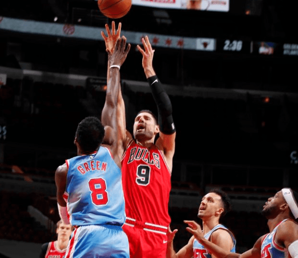 FB体育在线-关于篮网逆转江苏队，武切维奇高光表现的信息